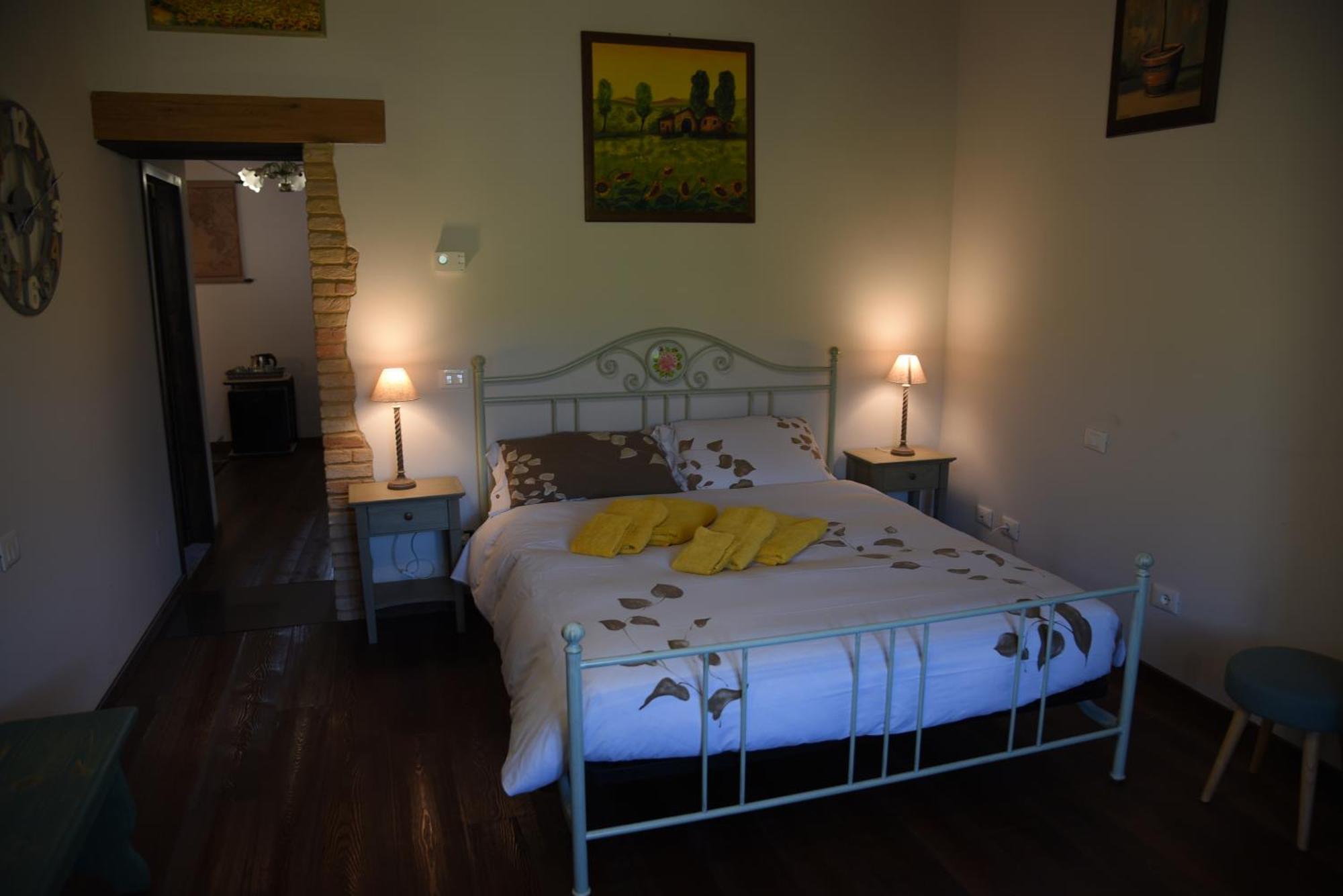 Quelli Del Picchio Bed & Breakfast Cupramontana ภายนอก รูปภาพ